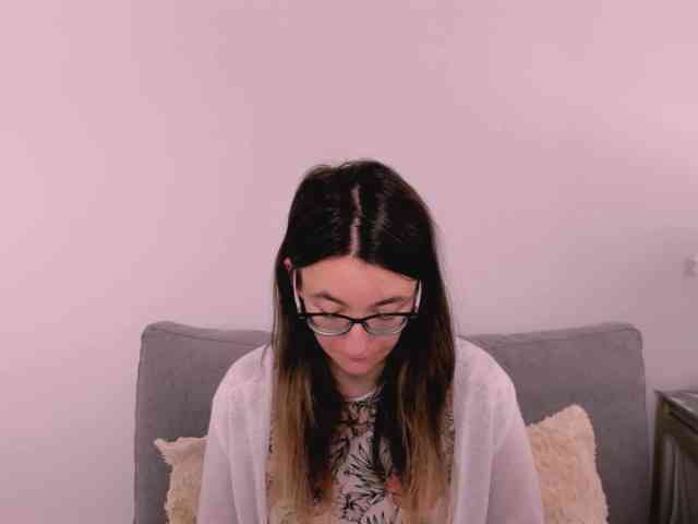 AnnaWonderful webcam