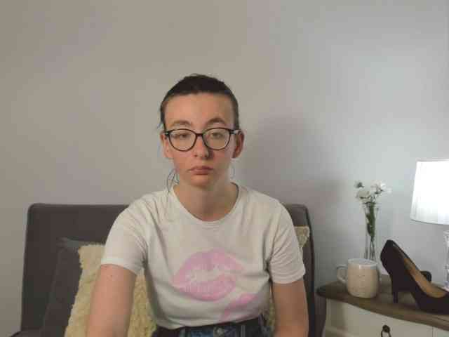 AnnaWonderful webcam