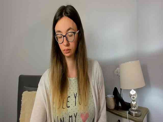 AnnaWonderful webcam