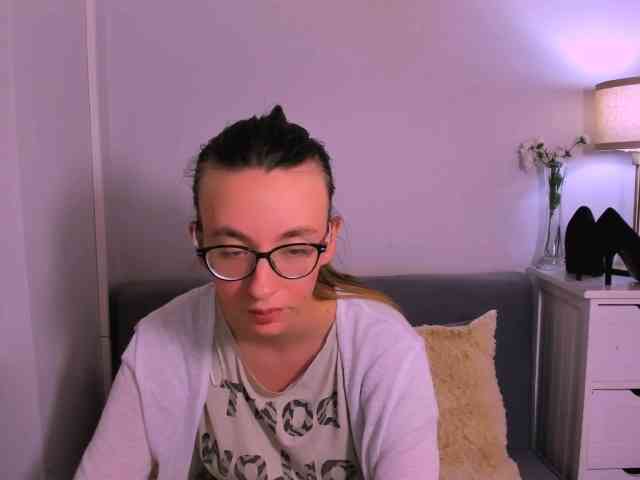 AnnaWonderful webcam