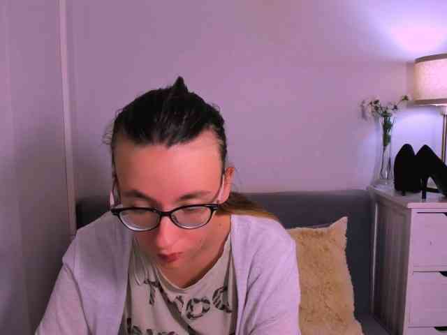 AnnaWonderful webcam