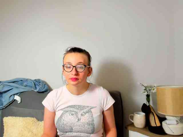 AnnaWonderful webcam