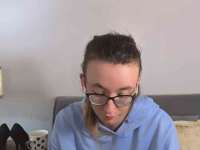 AnnaWonderful webcam