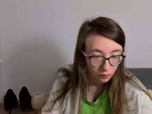 Model: AnnaWonderful