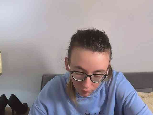AnnaWonderful webcam