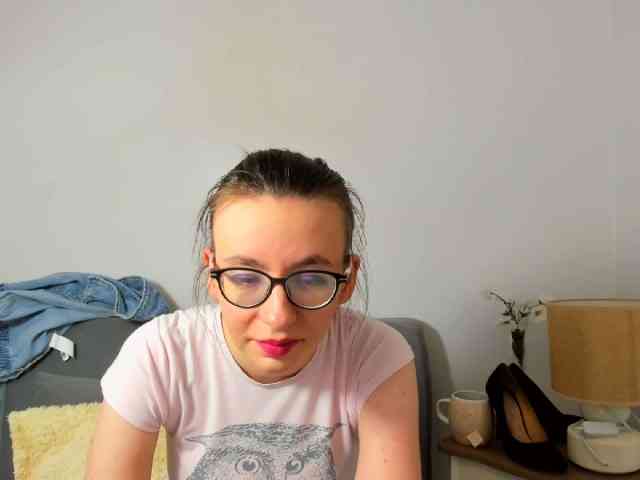AnnaWonderful webcam