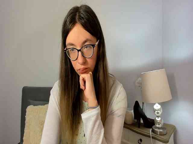 AnnaWonderful webcam