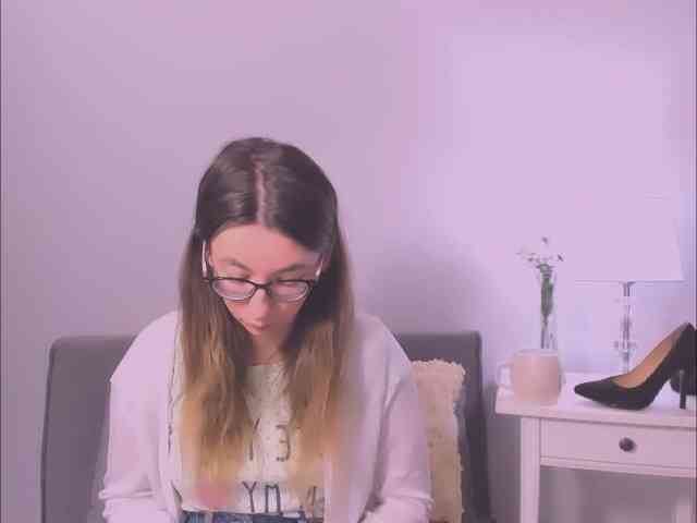 AnnaWonderful webcam