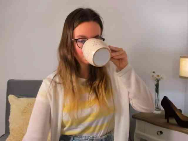 AnnaWonderful webcam