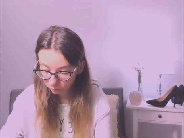 AnnaWonderful webcam