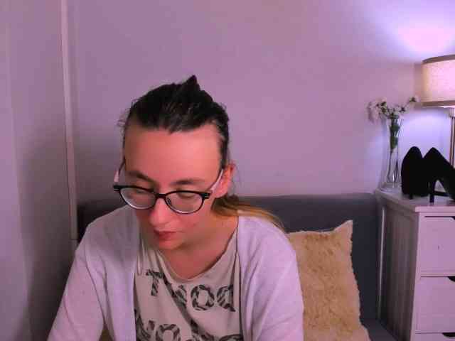 AnnaWonderful webcam