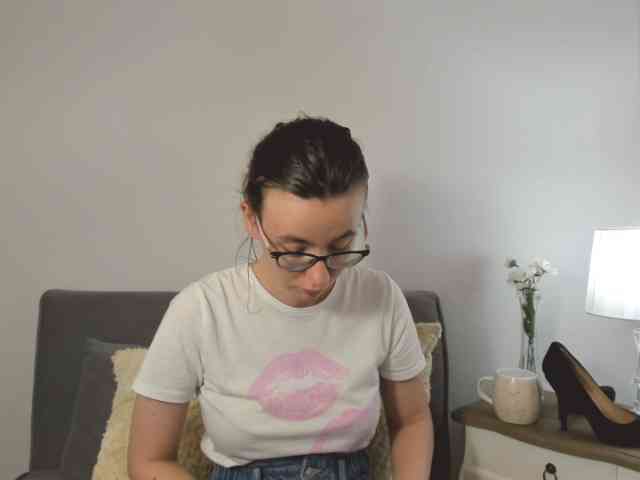 AnnaWonderful Live Webcam on BongaCams