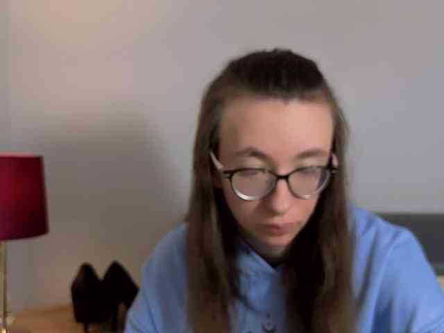 AnnaWonderful webcam