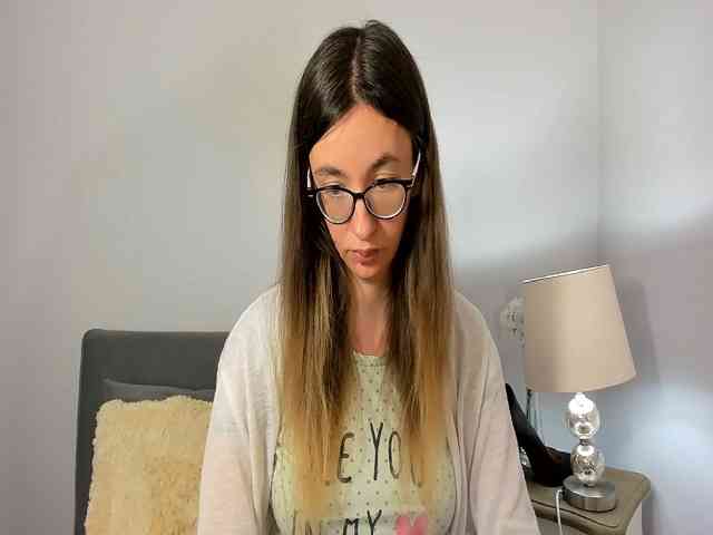 AnnaWonderful webcam