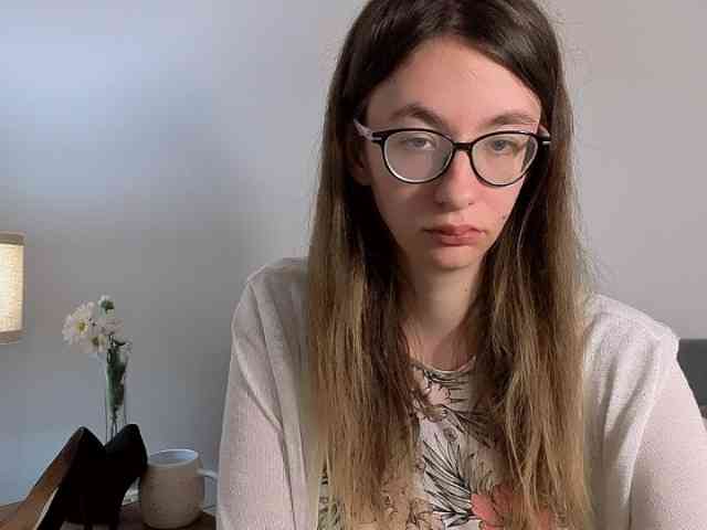 AnnaWonderful webcam