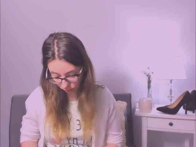 AnnaWonderful webcam