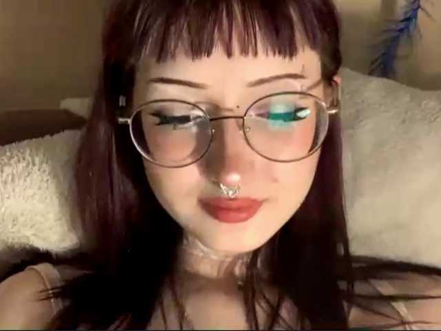 MilanaZaya live cam on BongaCams
