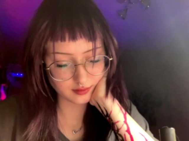 MilanaZaya live cam on BongaCams