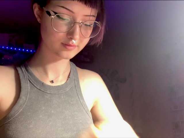 MilanaZaya live cam on BongaCams
