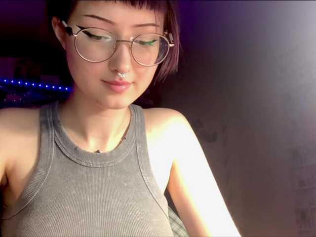 MilanaZaya live cam on BongaCams
