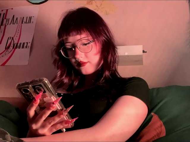 MilanaZaya live cam on UnifiedCams