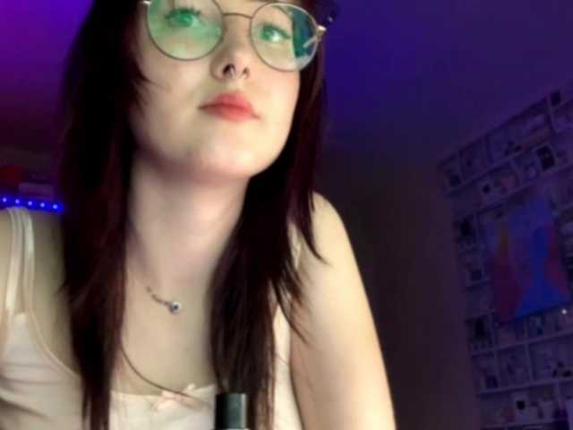 MilanaZaya live cam on BongaCams