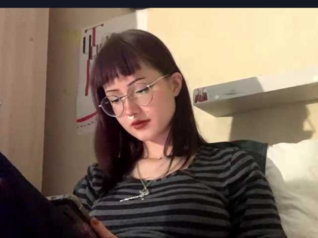 MilanaZaya live cam on BongaCams