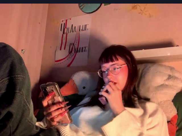 MilanaZaya live cam on BongaCams