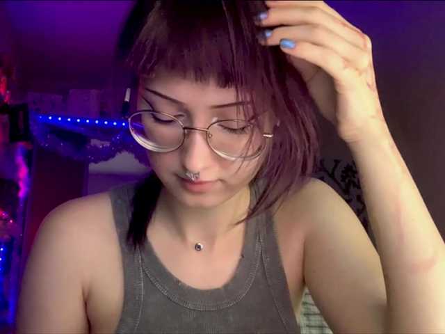 MilanaZaya live cam on BongaCams