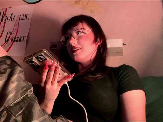 MilanaZaya webcam