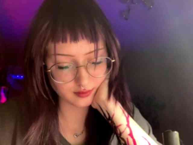MilanaZaya webcam