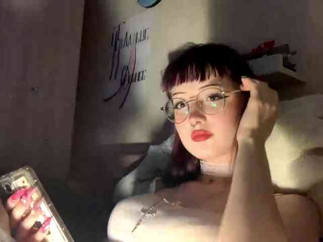 MilanaZaya webcam