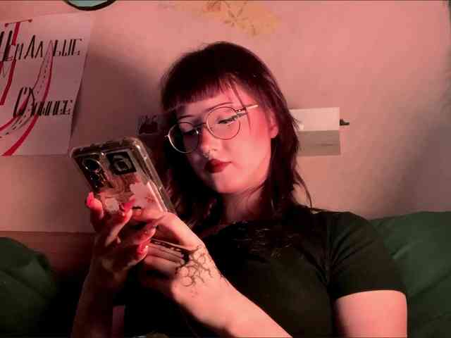 MilanaZaya Sex Cam Show