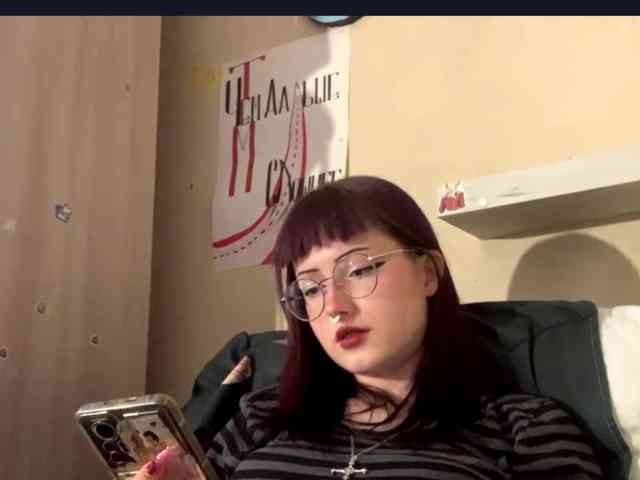 MilanaZaya webcam