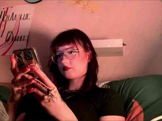 Model: MilanaZaya