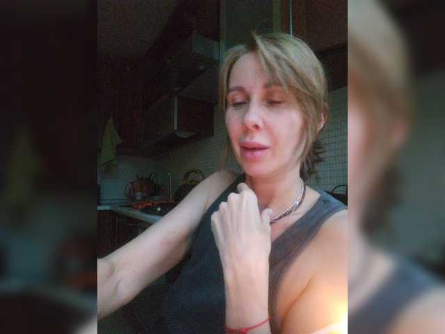 Bella07
