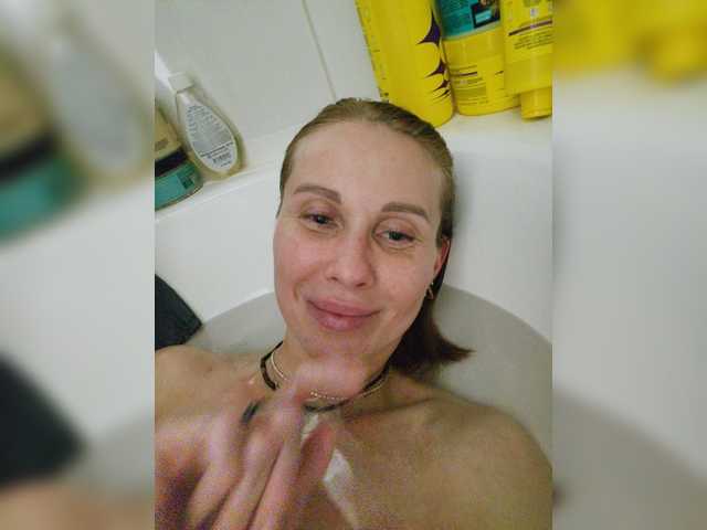 Bella07