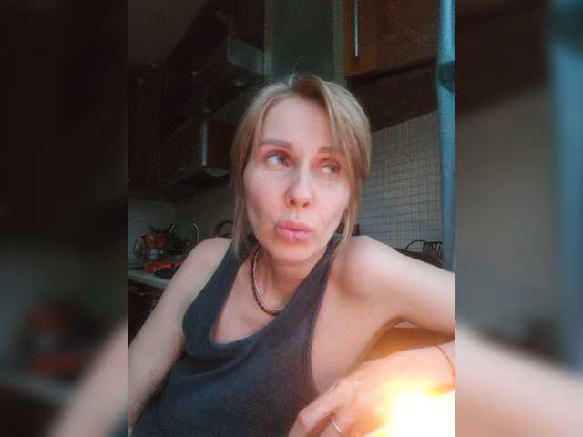Bella07