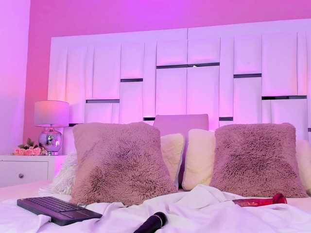 JadeHarlow live cam on BongaCams
