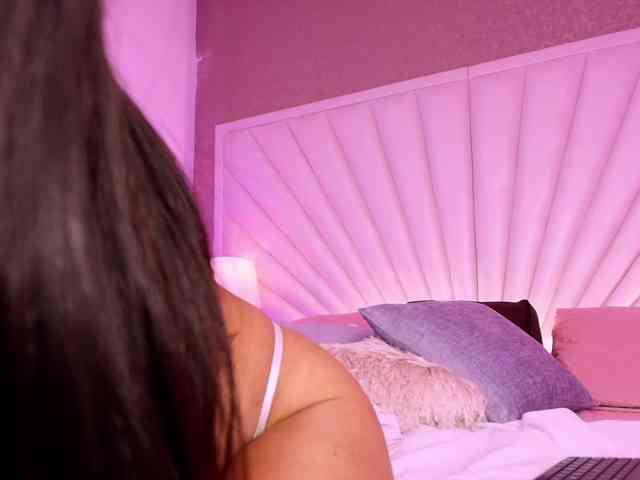 JadeHarlow webcam