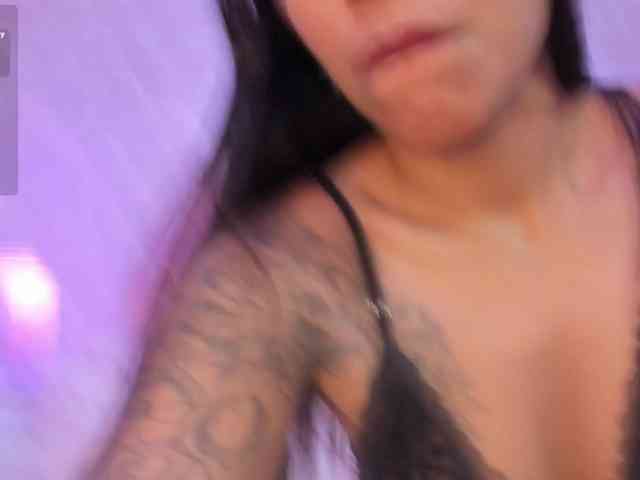 JadeHarlow webcam