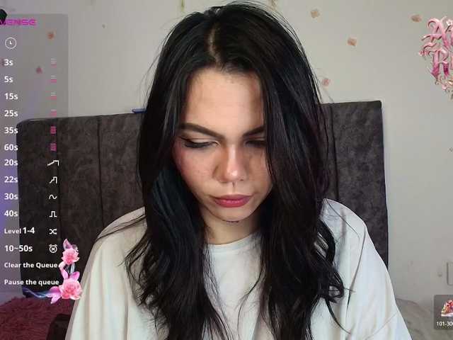 andraarosse live cam on BongaCams