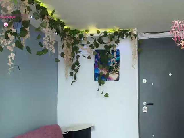 andraarosse live cam on BongaCams