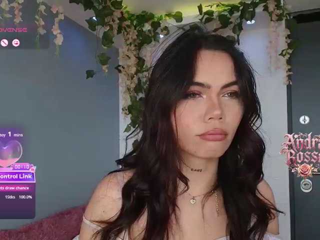 andraarosse live cam on BongaCams