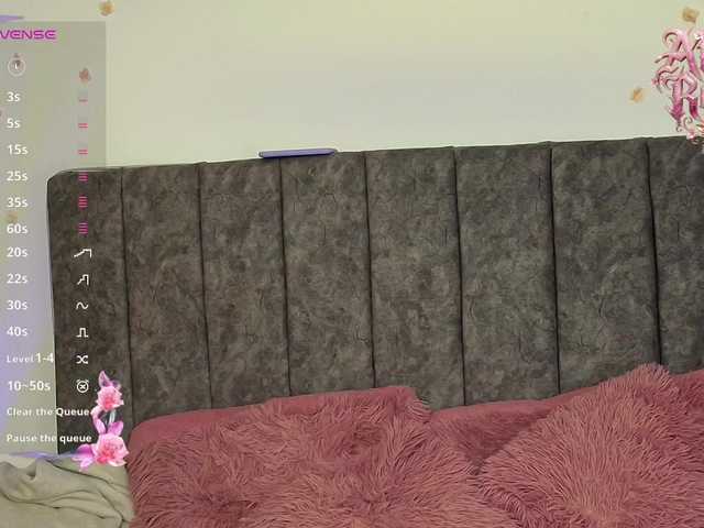 andraarosse live webcam show