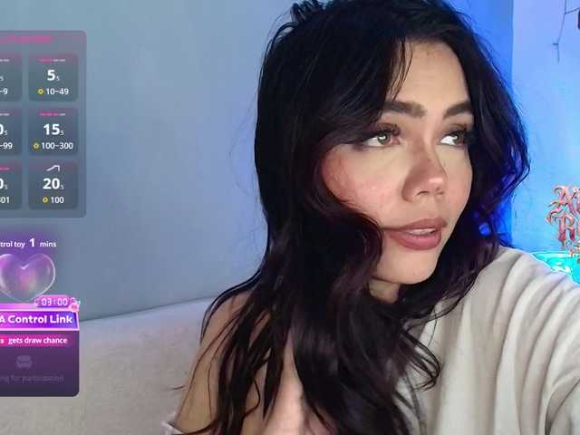 andraarosse live cam on BongaCams