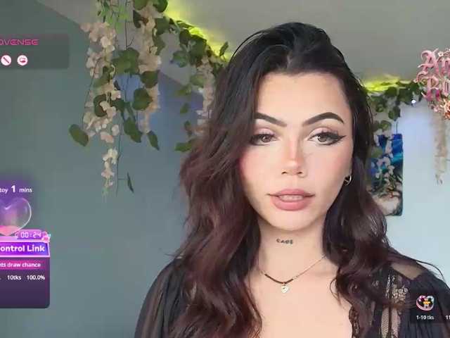 andraarosse live cam preview