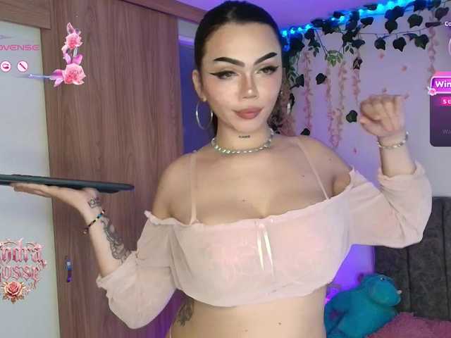 andraarosse live cam on BongaCams