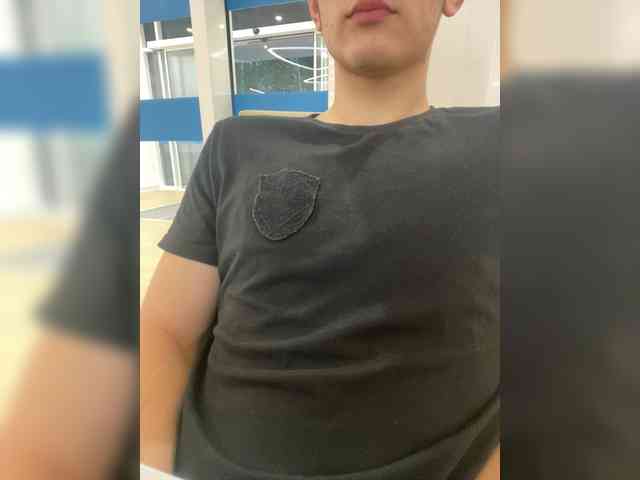 Soldat-7 Sex Cam Show