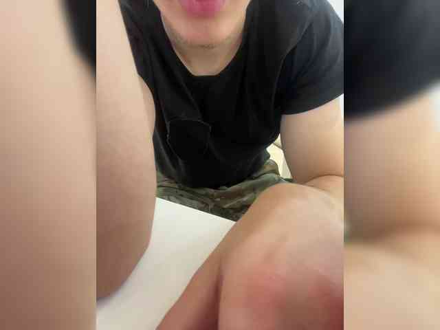 Soldat-7 Sex Cam Show